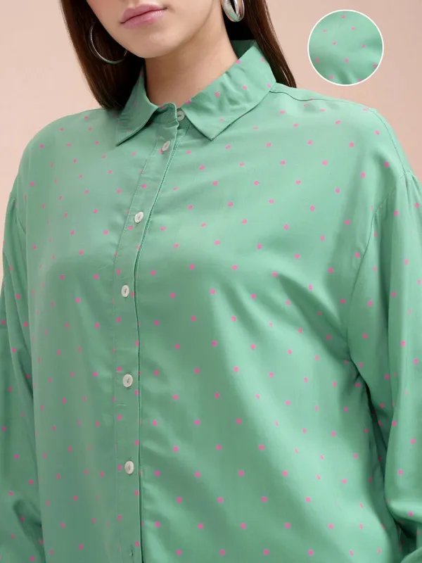 Tokyo Talkies Women Teal Printed Regular Fit Casual Shirt