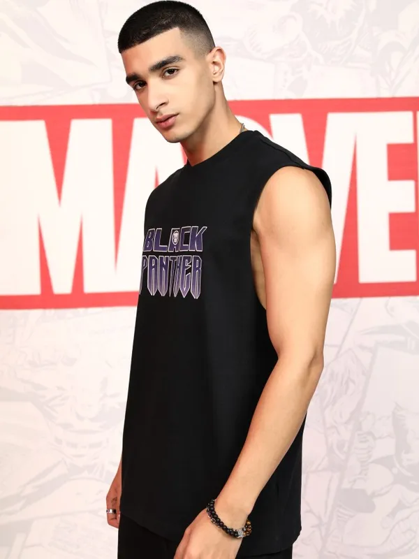 Marvel By Highlander Men Black Black Panther Printed Round Neck T-Shirt