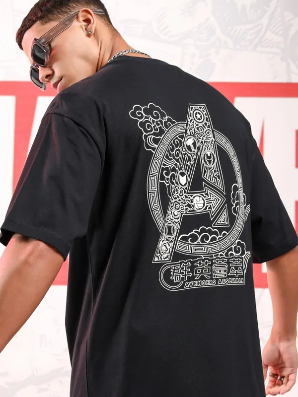 Avengers Men Printed Round Neck Oversized Fit T-Shirt