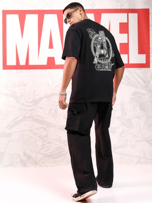 Marvel By Highlander Men Black Avengers Printed Round Neck Oversized Fit T-Shirt