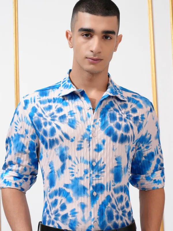 Highlander Men Blue  Printed Regular Fit Casual Shirt
