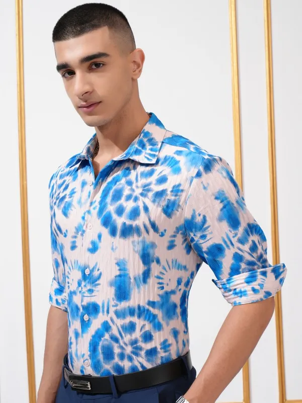 Highlander Men Blue  Printed Regular Fit Casual Shirt