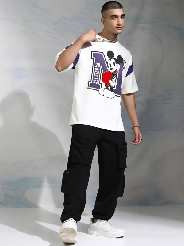 Mickey Mouse Men Printed Round Neck Oversized Fit T-Shirt