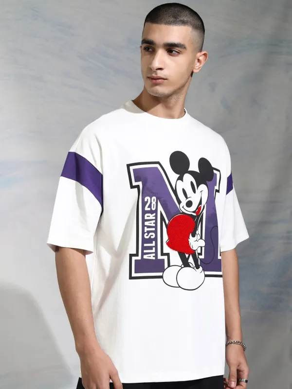 Disney By Highlander Men White Mickey Mouse Printed Round Neck Oversized Fit T-Shirt