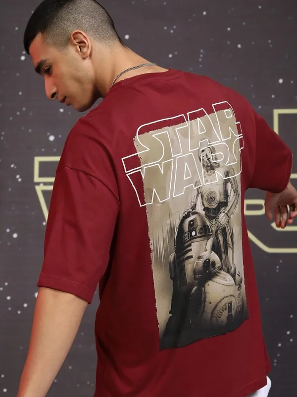 Star Wars By Highlander Men Maroon R2D2 & C3PO Printed Round Neck Oversized Fit T-Shirt