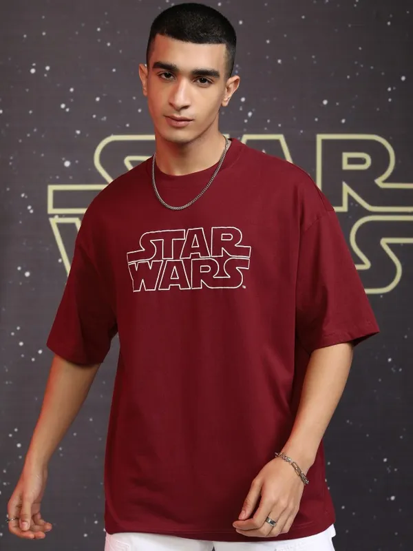 Star Wars By Highlander Men Maroon R2-D2 And C-3PO Printed Round Neck Oversized Fit T-Shirt