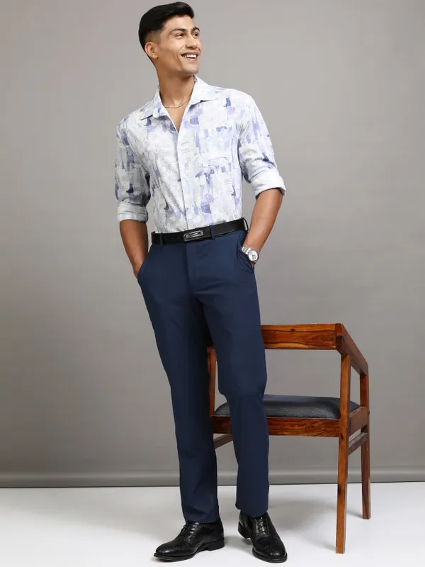 Locomotive Men Lavender Printed Regular Fit Casual Shirt