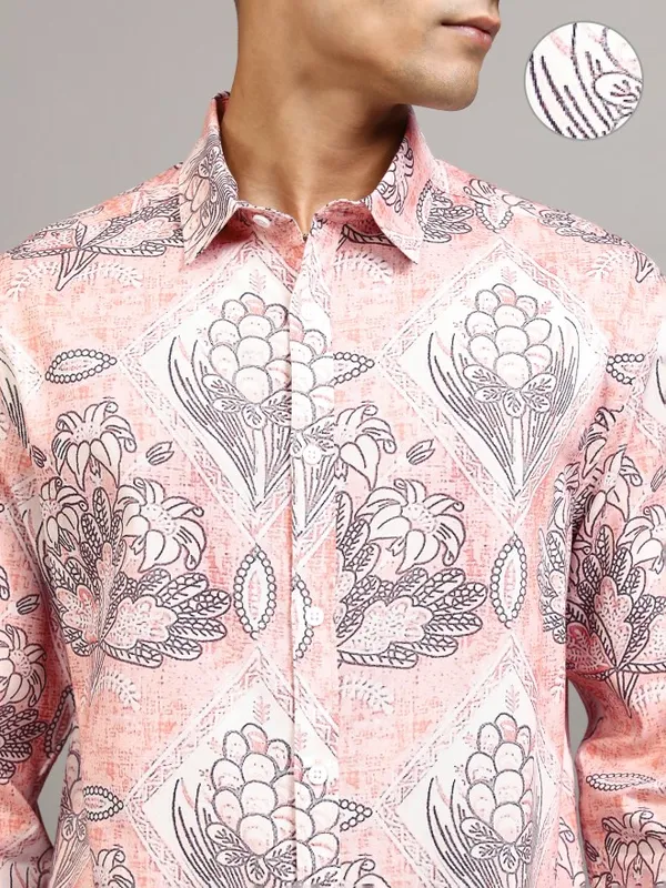 Locomotive Men Pink Printed Slim Fit Casual Shirt