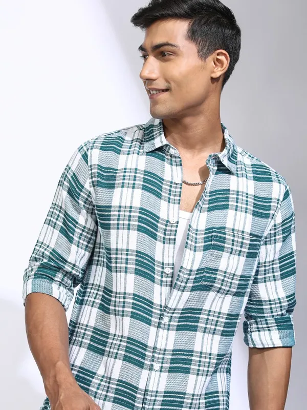 Locomotive Men Teal Checked Relaxed Fit Casual Shirt
