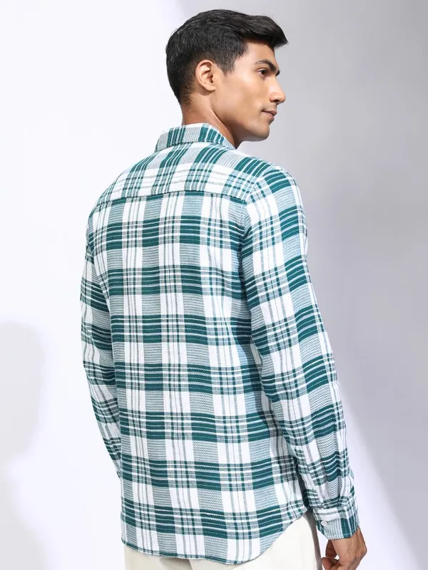 Locomotive Men Teal Checked Relaxed Fit Casual Shirt