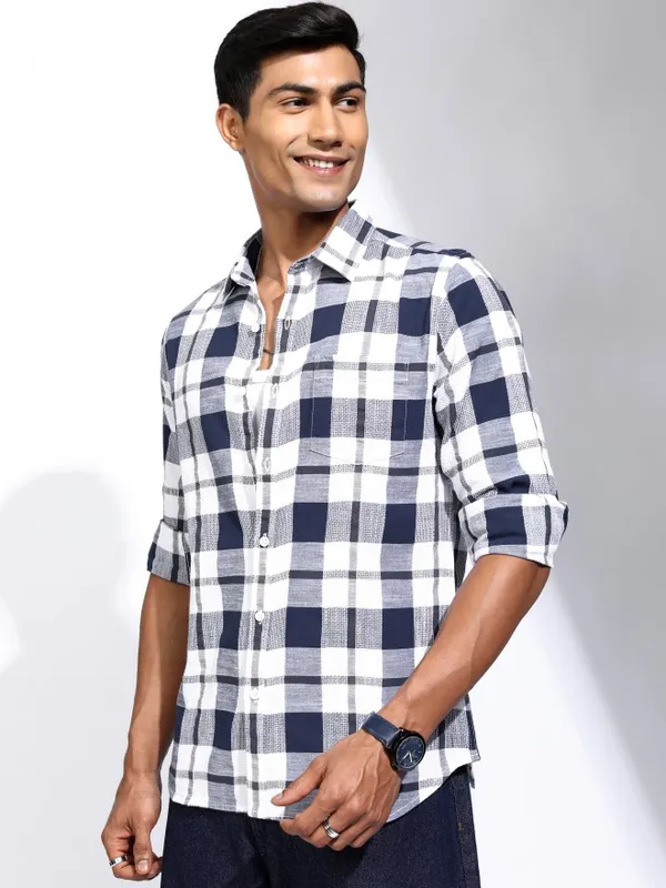 Locomotive Men Blue Checked Regular Fit Casual Shirt