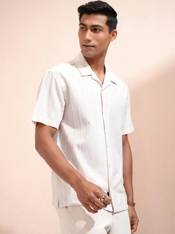 Locomotive Men Beige Striped Relaxed Fit Casual Shirt