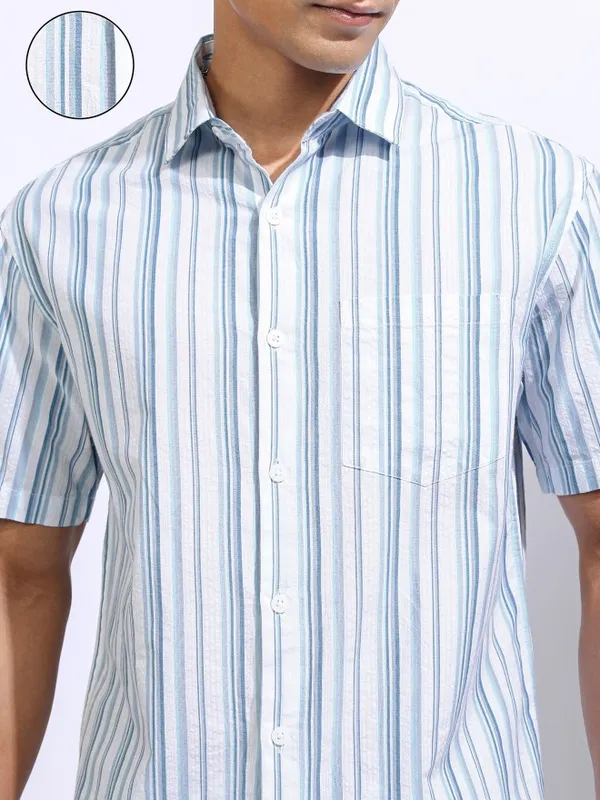 Locomotive Men Blue Striped Slim Fit Casual Shirt