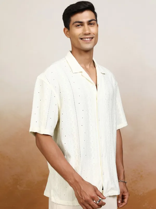 Locomotive Men Cream Textured Oversized Fit Casual Shirt
