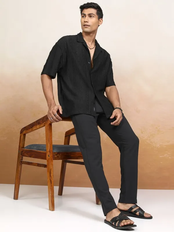 Locomotive Men Black Textured Oversized Fit Casual Shirt