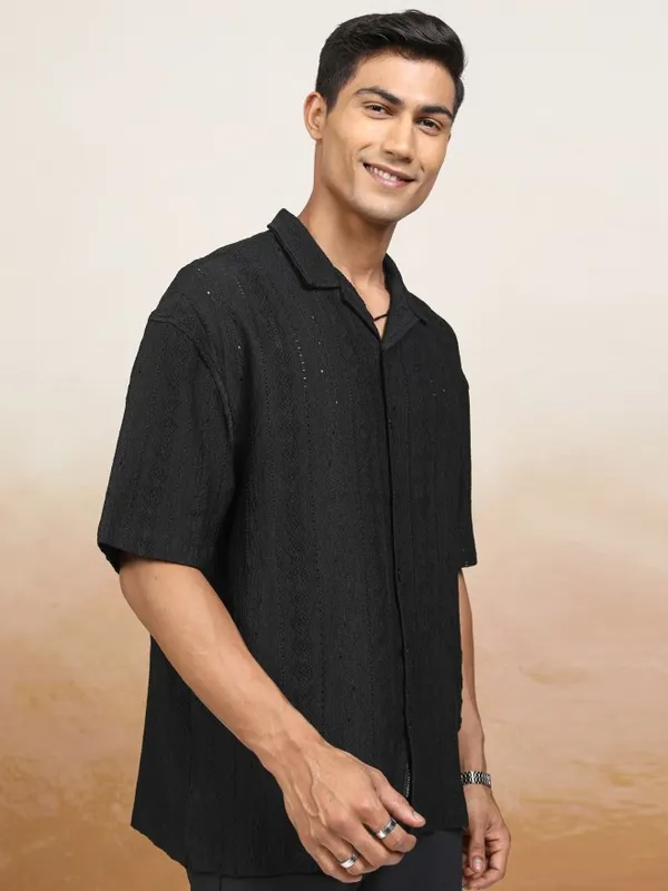 Locomotive Men Black Textured Oversized Fit Casual Shirt