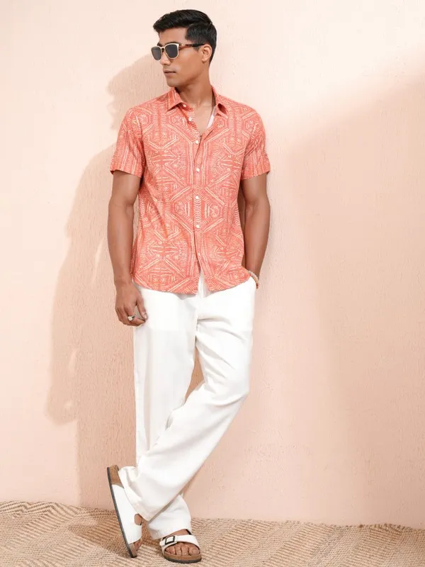 Locomotive Men Orange Printed Slim Fit Casual Shirt