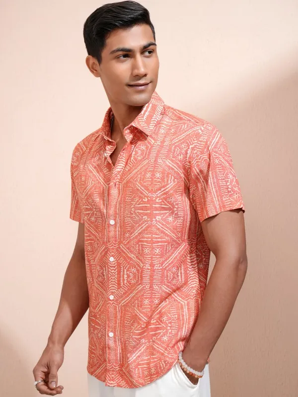 Locomotive Men Orange Printed Slim Fit Casual Shirt