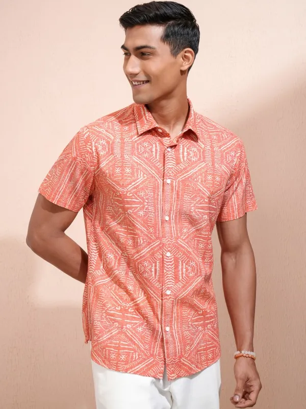 Locomotive Men Orange Printed Slim Fit Casual Shirt