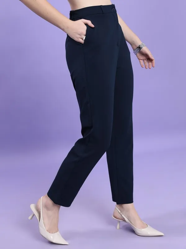 Tokyo Talkies Women Navy Blue Solid Slim Fit Casual Trouser