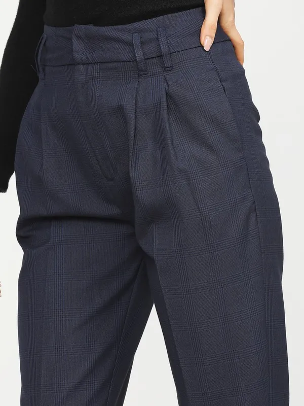 Tokyo Talkies Women Navy Blue Solid Regular Fit Casual Trouser