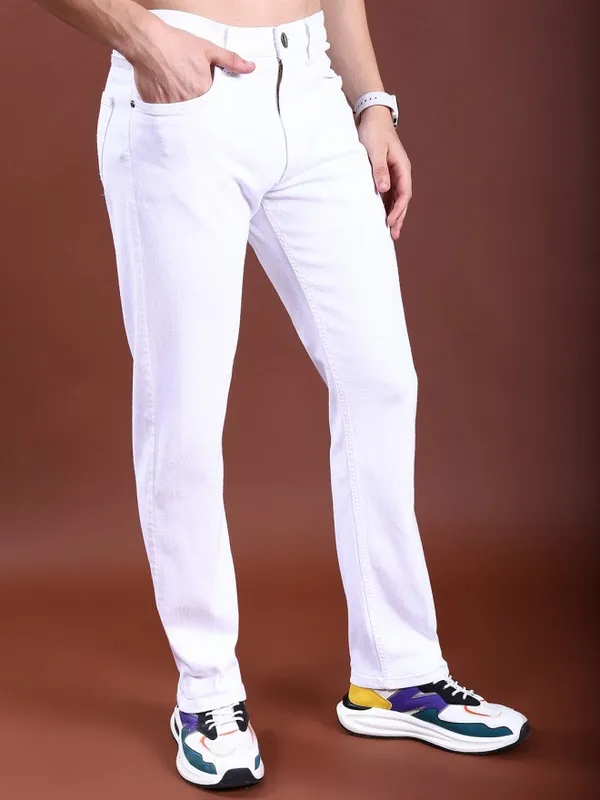 Highlander Men White Straight Fit Stretchable Jeans