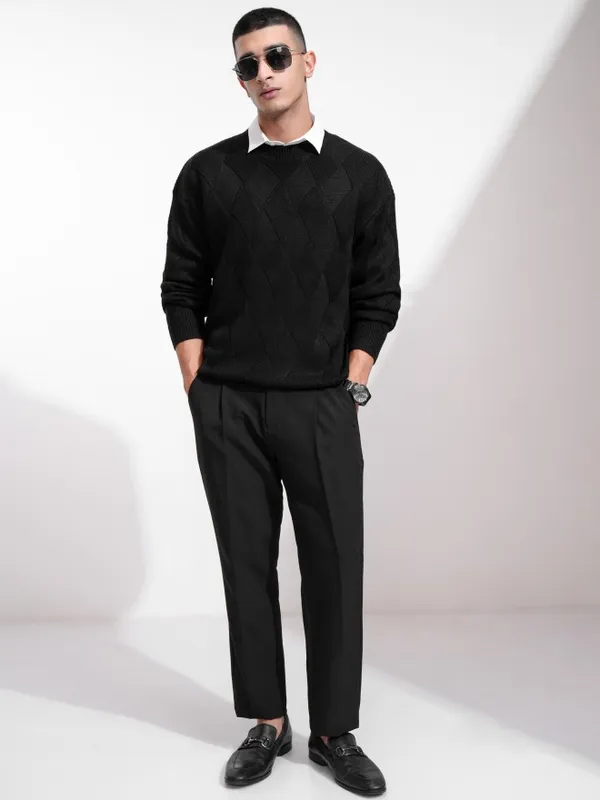 Highlander Men Black Round Neck Pullover