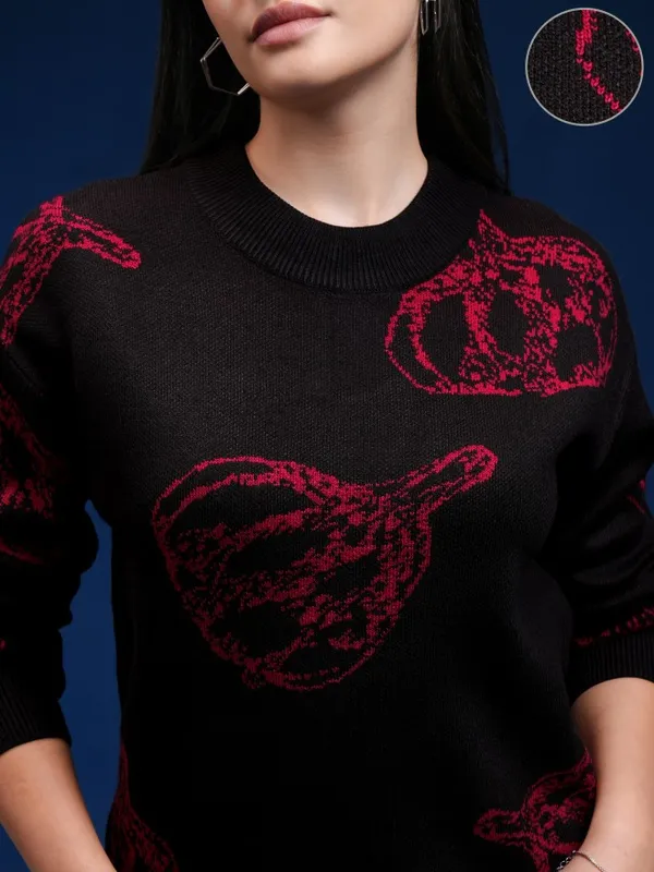 Women Printed Sweater