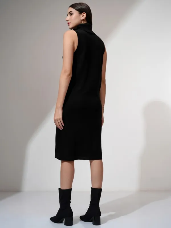 Tokyo Talkies Women Black Solid Sheath Dress