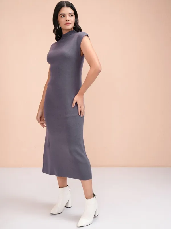 Tokyo Talkies Women Purple Solid Bodycon Dress