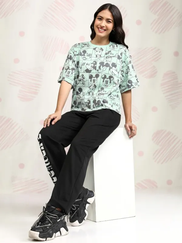 Disney By Tokyo Talkies Women Green Mickey Mouse Printed Round Neck T-Shirt