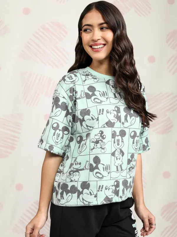 Disney By Tokyo Talkies Women Green Mickey Mouse Printed Round Neck T-Shirt