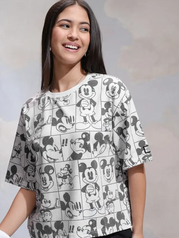 Disney By Tokyo Talkies Women White Mickey Mouse Printed Round Neck T-Shirt