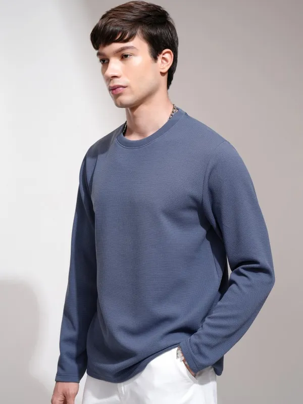 Highlander Men Blue Self Design Round Neck Relaxed Fit T-Shirt
