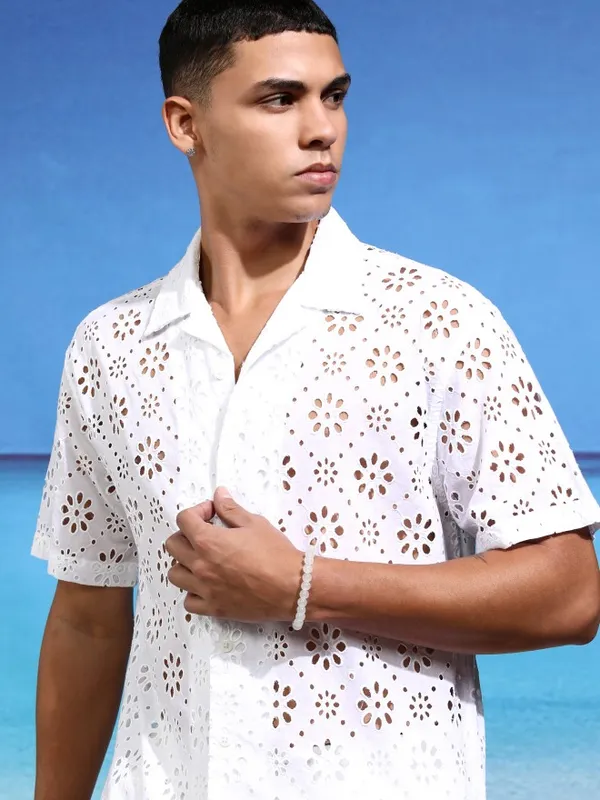 Highlander Men White Self Design Relaxed Fit Casual Shirt