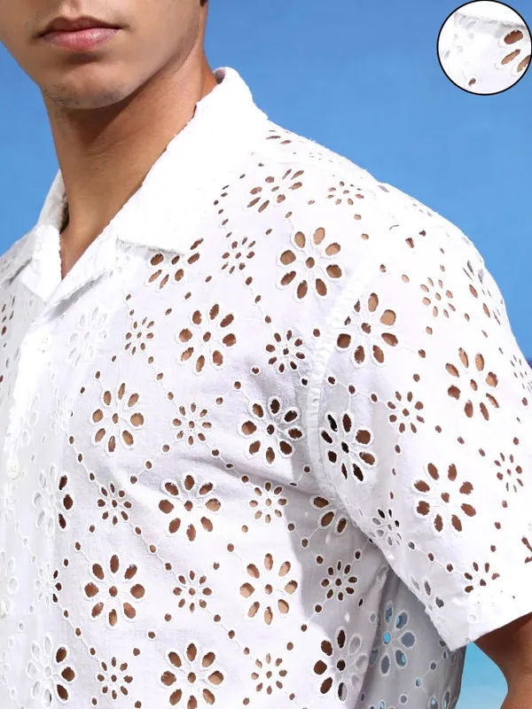 Highlander Men White Self Design Relaxed Fit Casual Shirt