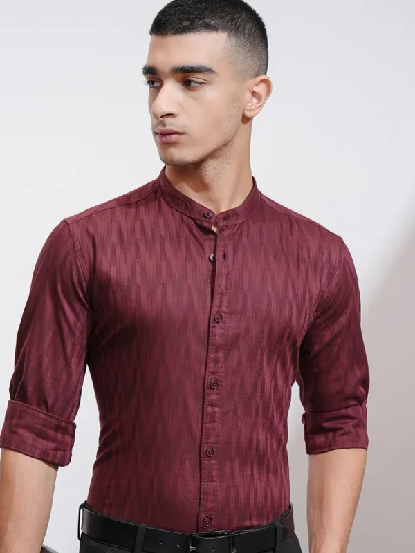 Highlander Men Maroon Textured Regular Fit Casual Shirt