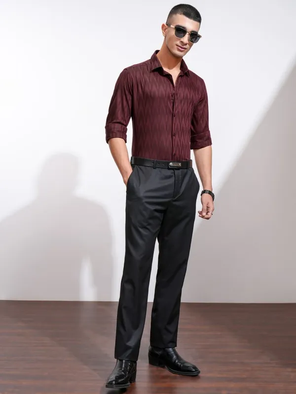 Highlander Men Maroon Textured Slim Fit Casual Shirt