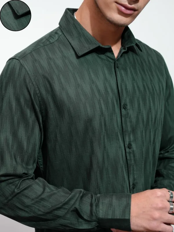 Highlander Men Green Textured Slim Fit Casual Shirt