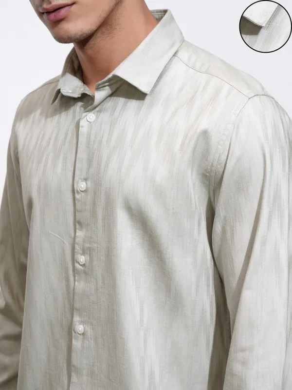 Highlander Men Green Textured Slim Fit Casual Shirt