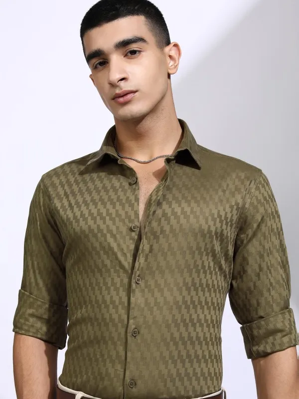 Highlander Men Olive Self Design Slim Fit Casual Shirt