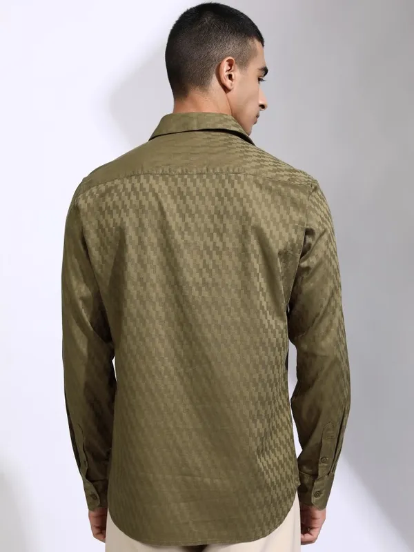 Highlander Men Olive Self Design Slim Fit Casual Shirt