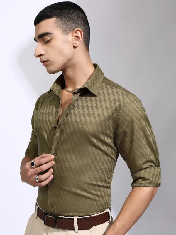 Highlander Men Olive Self Design Slim Fit Casual Shirt