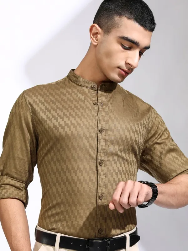 Highlander Men Khaki Textured Regular Fit Casual Shirt