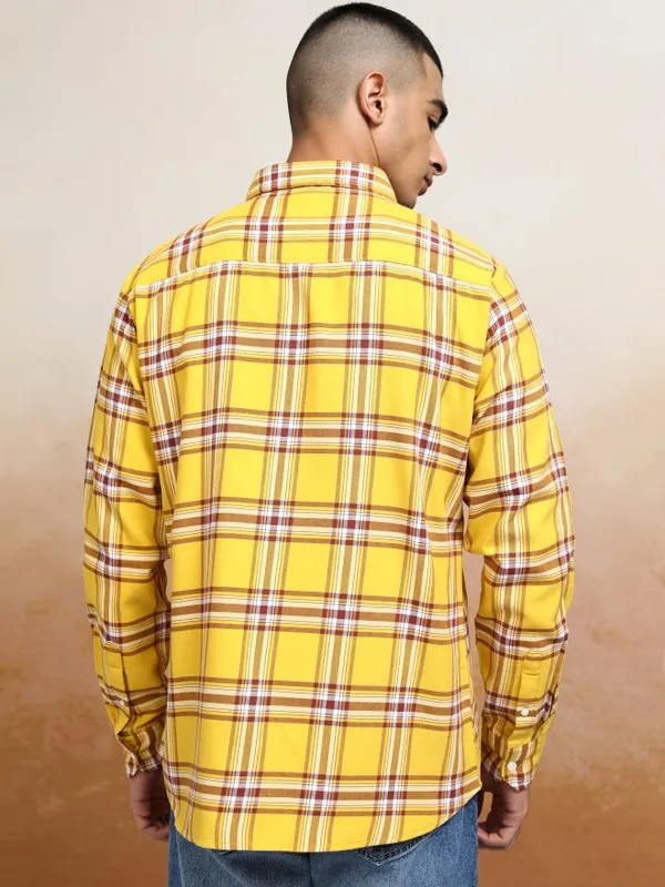 Highlander Men Yellow Checked Relaxed Fit Casual Shirt