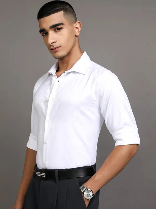 Highlander Men White Textured Slim Fit Casual Shirt