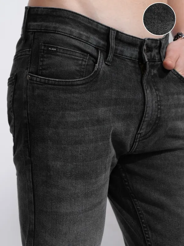 Highlander Men Grey Straight Fit Mildly Distressed Stretchable Jeans