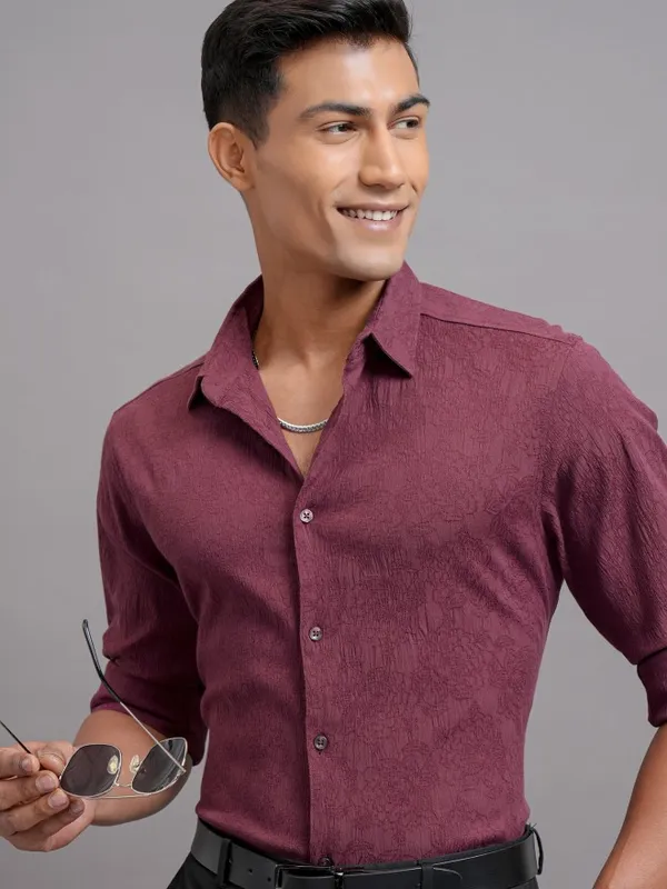 Locomotive Men Maroon Textured Slim Fit Casual Shirt