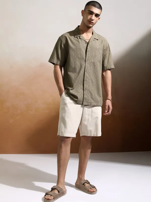 Highlander Men Khaki Textured Relaxed Fit Casual Shirt