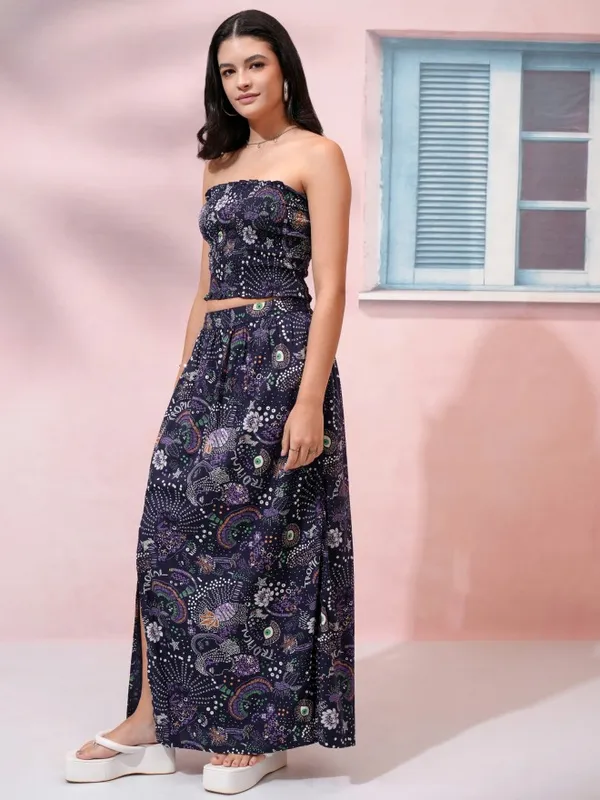 Tokyo Talkies Women Navy Blue Top With Skirt